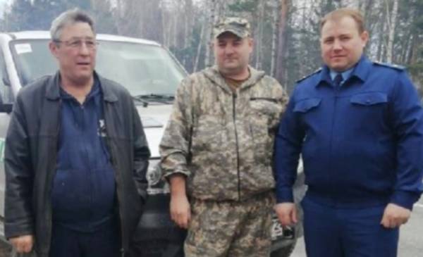 Прокуратура взяла на контроль ситуацию с пожарами в Вагайском районе, где горели лес и кладбище