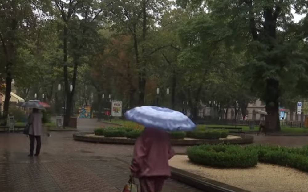 Україну накриють дощі та суттєве похолодання: синоптик Діденко попередила про погоду у п'ятницю та поминальну неділю