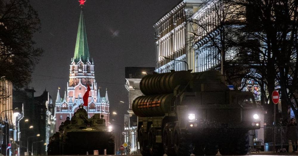 Ряд улиц Москвы перекроют 7 мая для подготовки к параду Победы