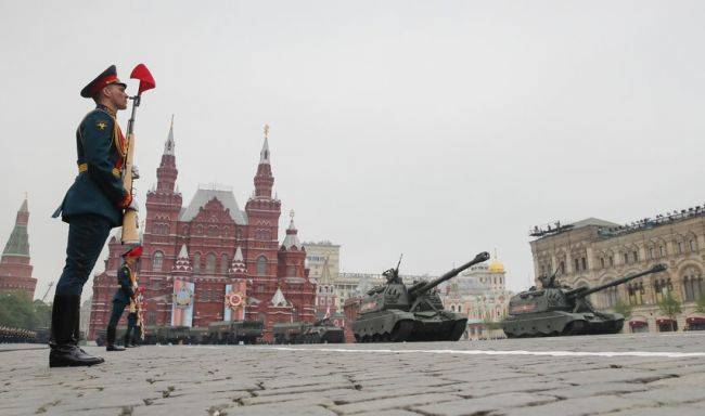 Генеральная репетиция парада Победы пройдет на Красной площади
