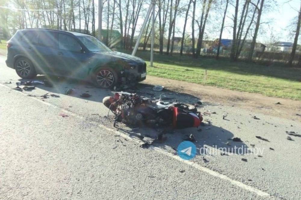 В Башкирии при столкновении с иномаркой погиб мотоциклист