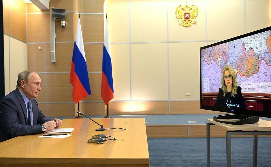 Владимир Путин назвал решение о продлении майских праздников оправданным