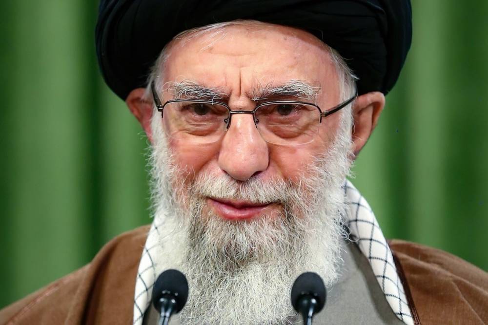 Хаменеи назвал Израиль базой террористов
