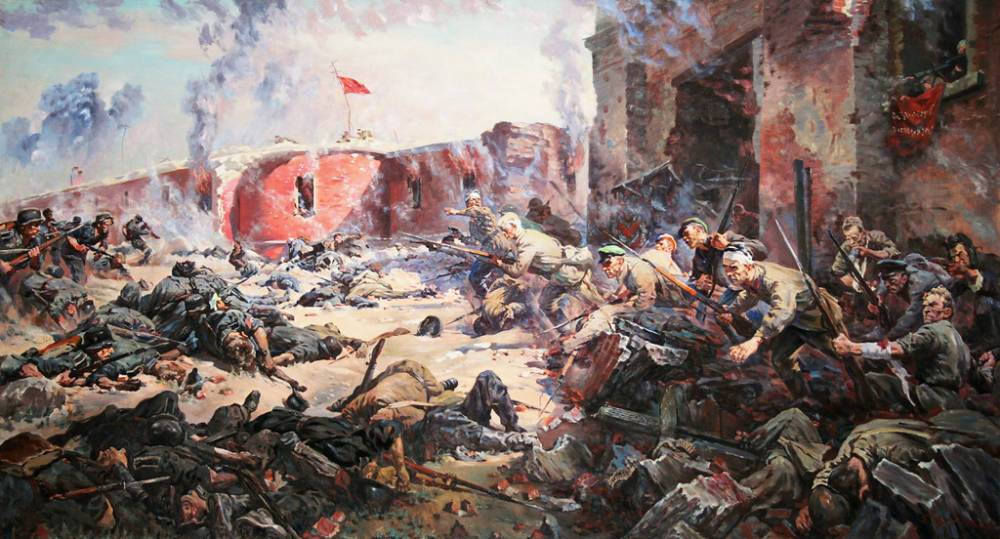 За сколько Красная Армия отбила обратно у немцев Брестскую крепость