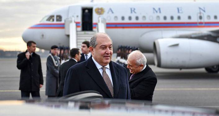 Президент Армении отбывает с рабочим визитом в Москву