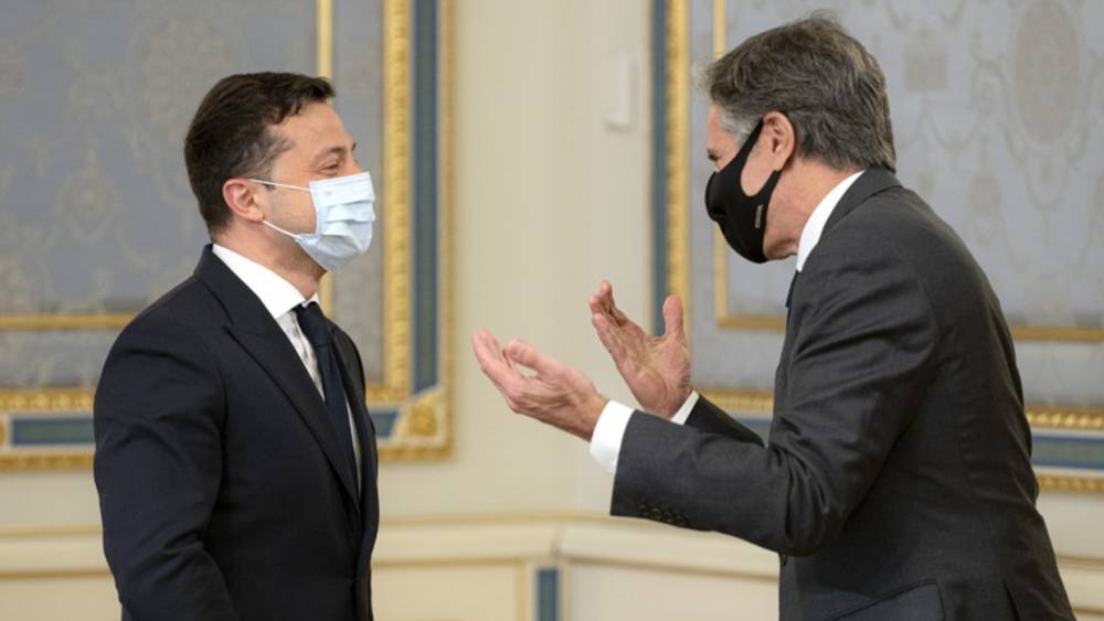 Карасев назвал последствия визита Блинкена в Киев для украинских олигархов
