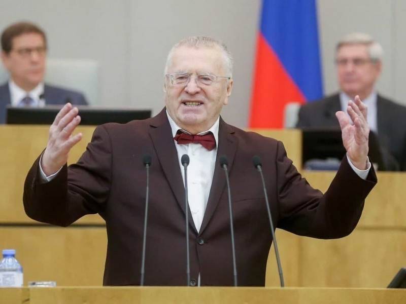 Жириновский предложил освобождать от ареста и штрафов за вакцинацию от COVID-19