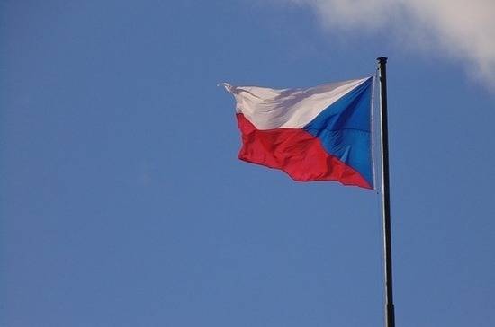Премьер Чехии призвал страны Евросоюза выслать российских дипломатов