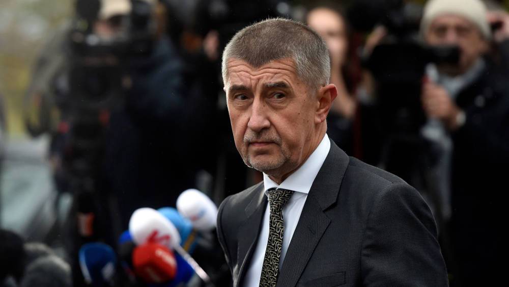 Чешский премьер призвал коллег по ЕС поддержать дипломатическую «войну» с Россией