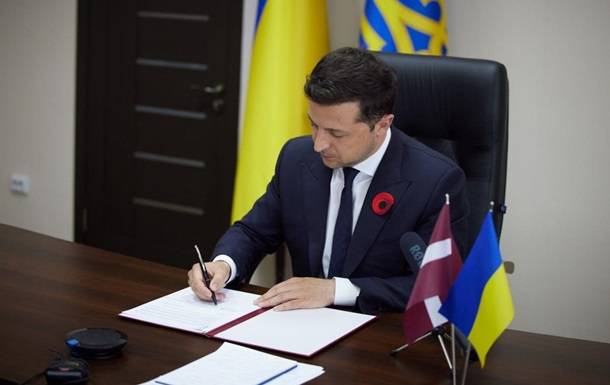 Европерспективы Украины поддержала третья страна