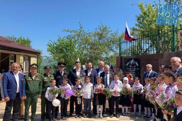 Памятник воинам-землякам, павшим в боях Великой Отечественной войне, открыли в селе Гисик