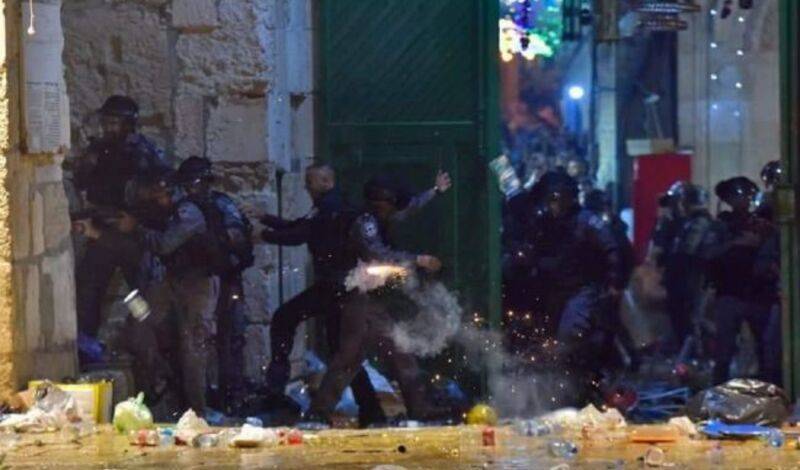 Беспорядки в Иерусалиме: пострадали более 80 человек