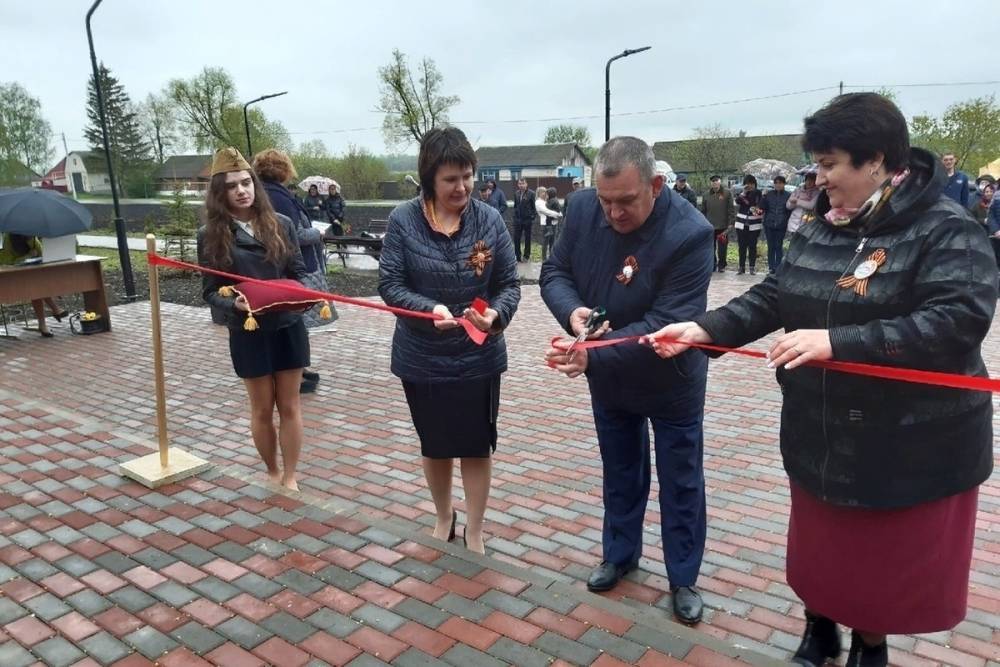 В Александро-Невском районе открыли мемориальный комплекс, посвященный войне
