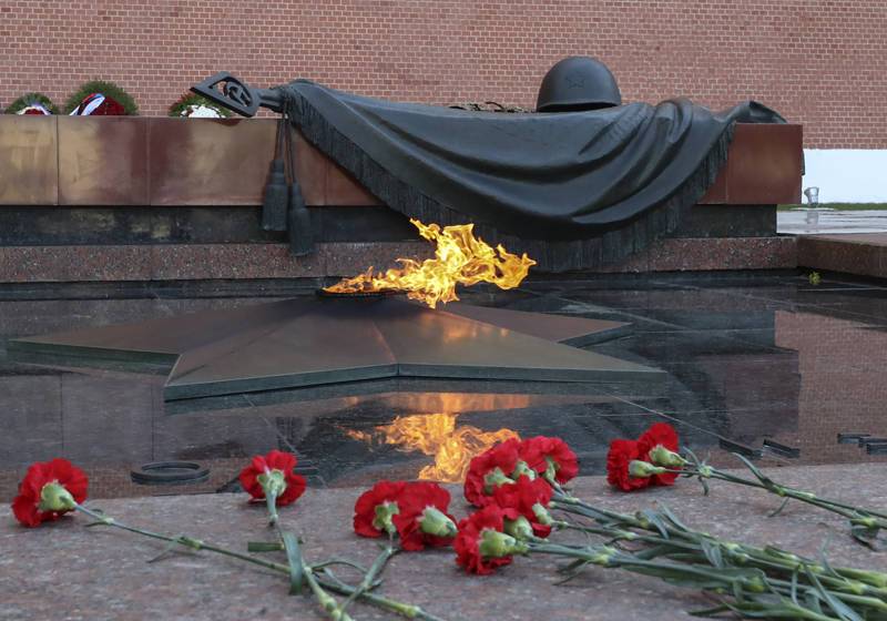 Память погибших в Великой Отечественной войне почтили минутой молчания