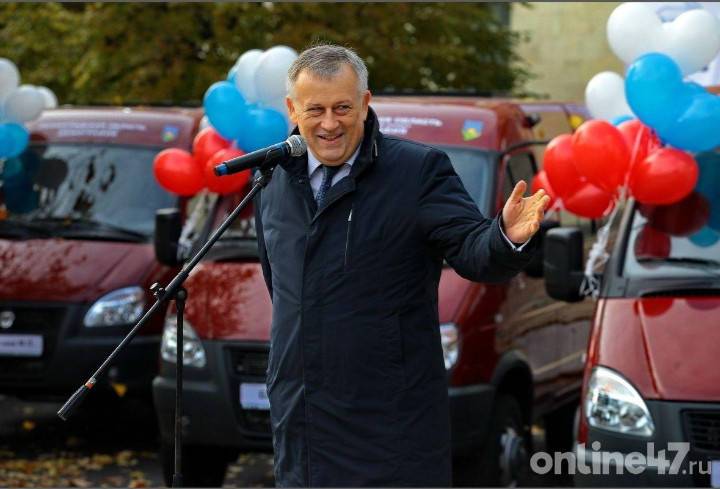Александр Дрозденко поздравил жителей Ленобласти с Международным днем защиты детей