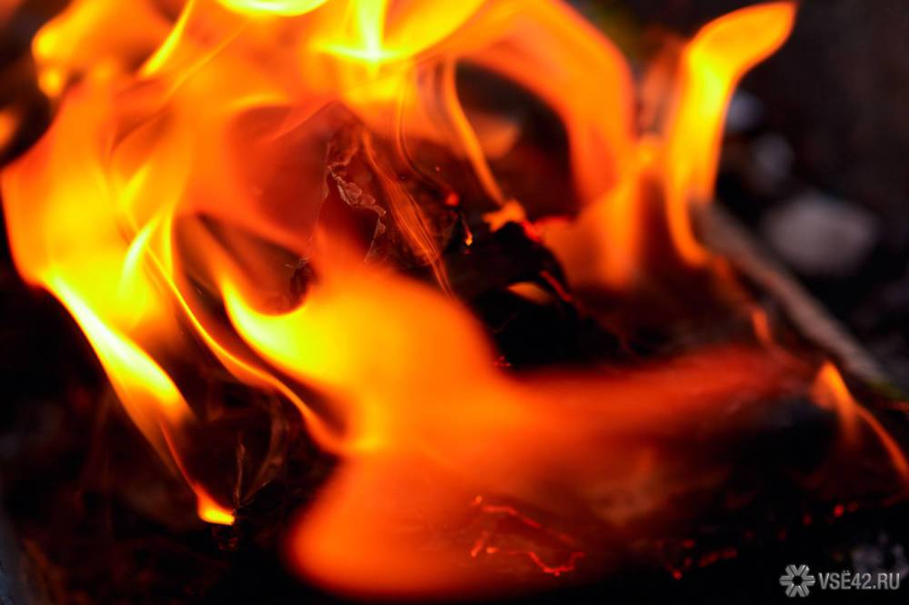 МЧС сообщило о пострадавших при пожаре в строящейся школе на Камчатке