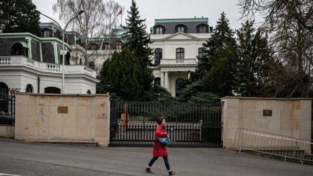 Помог Кремлю: вице-премьер Чехии случайно раскрыл агентов в России