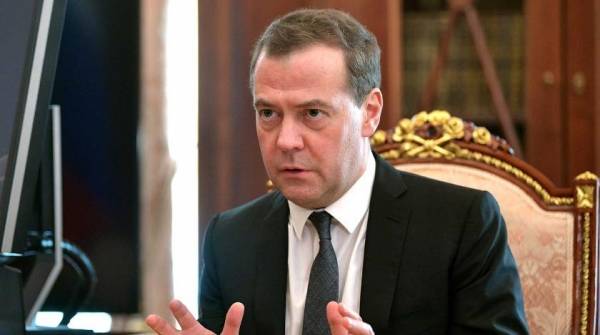 Считают Россию “умирающей страной”: Медведев заявил об оборзевшем от своей мощи Западе