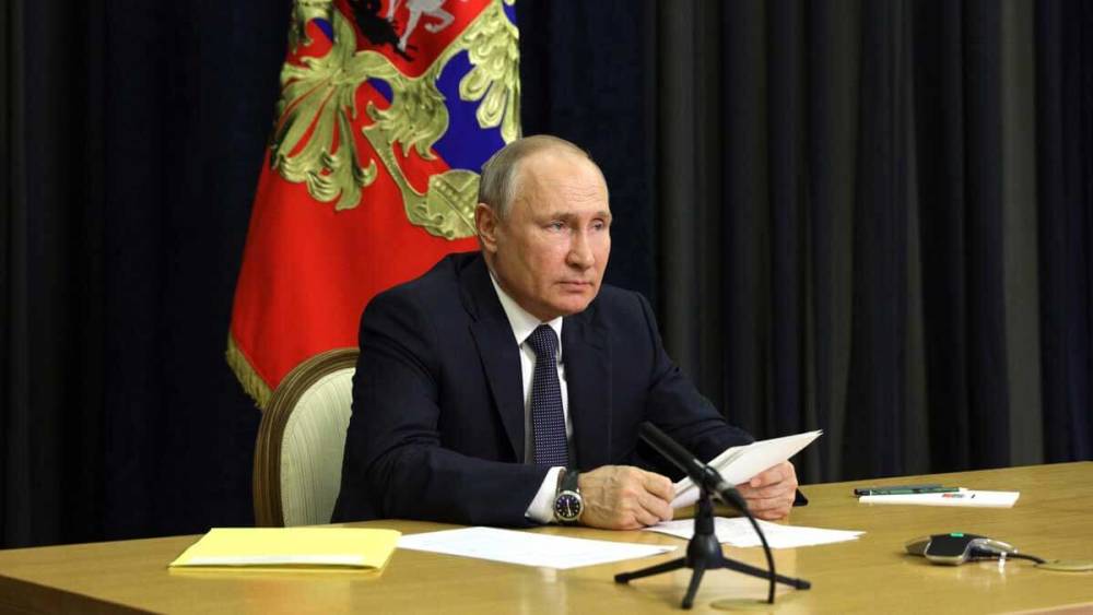 Путин хочет разрешить Генпрокуратуре представлять Россию в иностранных судах