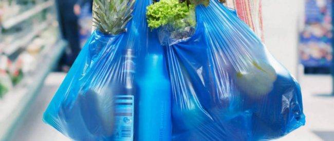 Рада поддержала законопроект о запрете оборота пластиковых пакетов