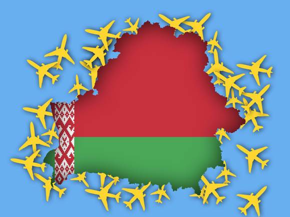 Лукашенко: Белоруссия и Россия работают над открытием авиарейсов в Крым