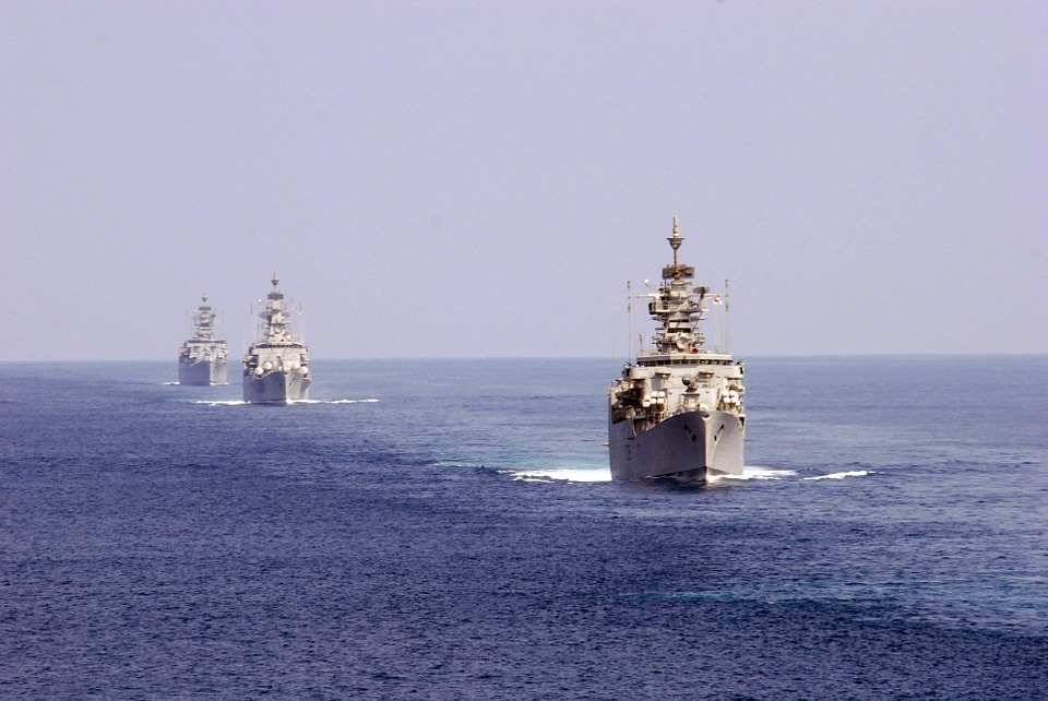 Украина и Турция договорились о взаимных визитах военных кораблей в Черном море