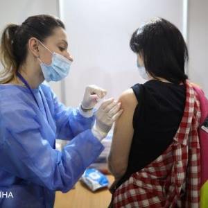 От коронавируса в Украине сделали уже более 1,5 млн прививок