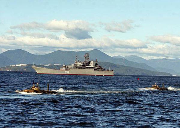 Россия начала крупнейшие с советских времен военные учения в Тихом океане