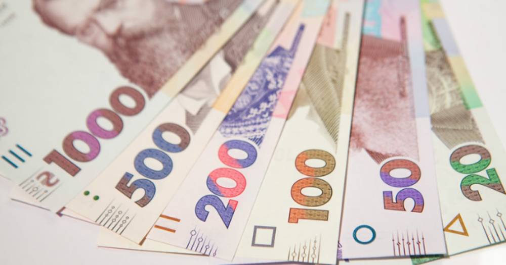 В Украине завершили выплаты “карантинных” 8 тысяч гривен