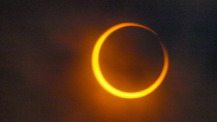 "Это моя прелесть": омичи увидят кольцевое солнечное затмение