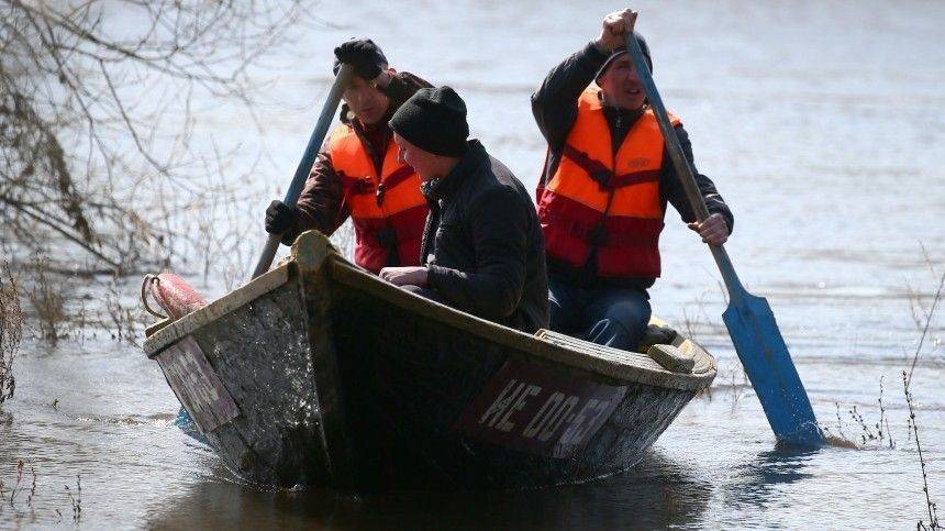 Жителей на севере Камчатки экстренно эвакуируют из-за паводка