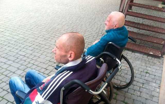 В Одессе трех пациентов с инвалидностью вывезли из психбольницы на кладбище и бросили, - Денисова