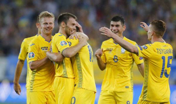 Такой футбол нам не нужен: УЕФА требует от сборной Украины сменить форму