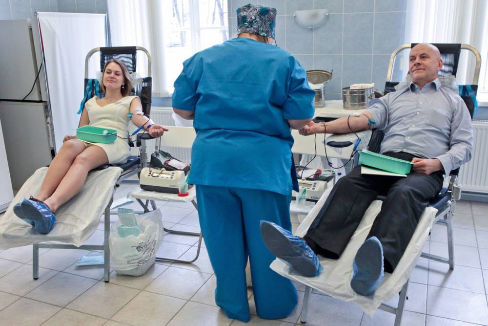 Врачам нужно больше крови: петербуржцев просят принять участие в донорской акции