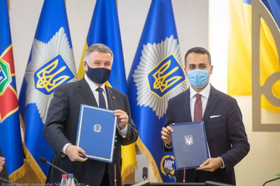 Украина и Италия подписали межправительственное соглашение о полицейском сотрудничестве