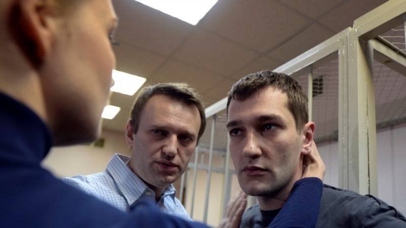 Комитет министров Совета Европы настоятельно призвал Россию освободить Навального
