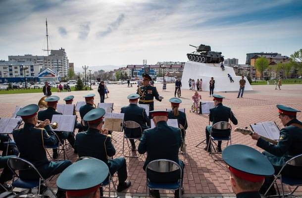Южносахалинцев приглашают на концерт военного духового оркестра