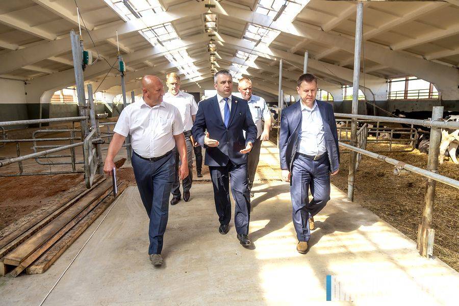 Министр сельского хозяйства и продовольствия Беларуси посетил агропромышленное объединение созданное на базе ОАО «Витебский мясокомбинат»