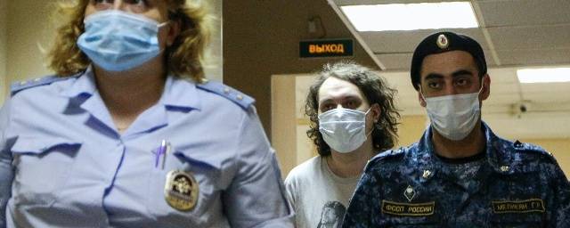 Суд арестовал блогера Хованского на два месяца по делу об оправдании терроризма