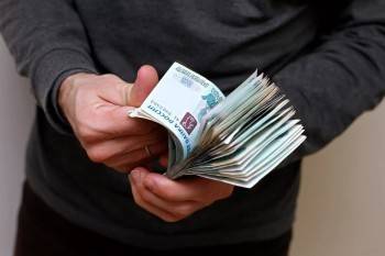 Россиянам хватит 1000 долларов для финансовой независимости