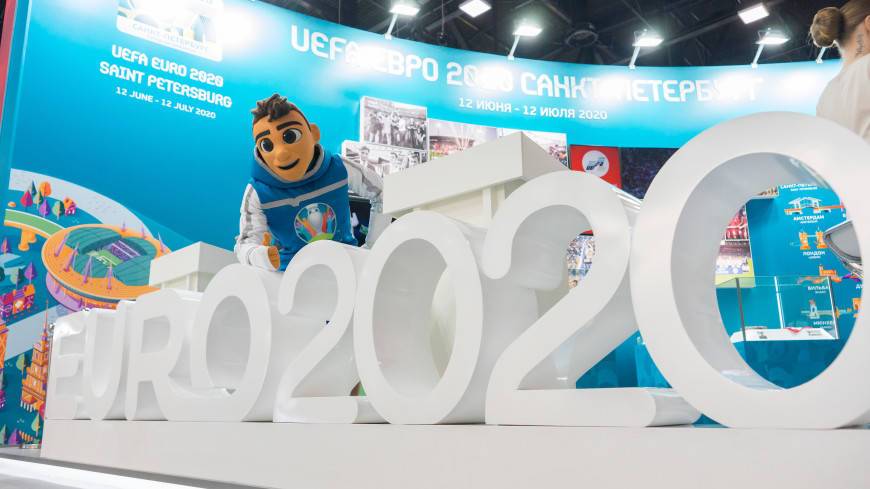 В дни Евро-2020 в Петербурге заработали центры поддержки туристов и болельщиков