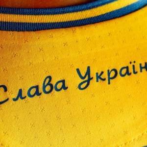 УАФ утвердила лозунг сборной «Слава Украине! - Героям слава!»