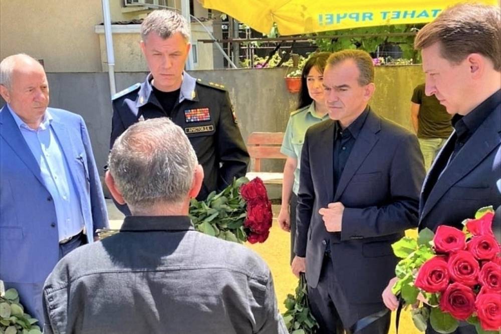 Губернатор Кубани выразил соболезнования родственникам погибших судебных приставов в Сочи