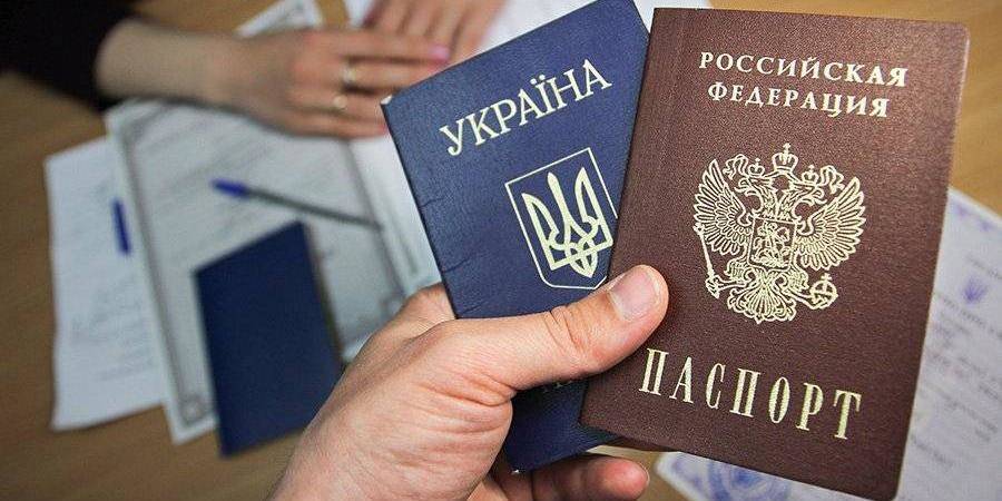 Путин разрешил крымчанам быть госслужащими при наличии гражданства Украины