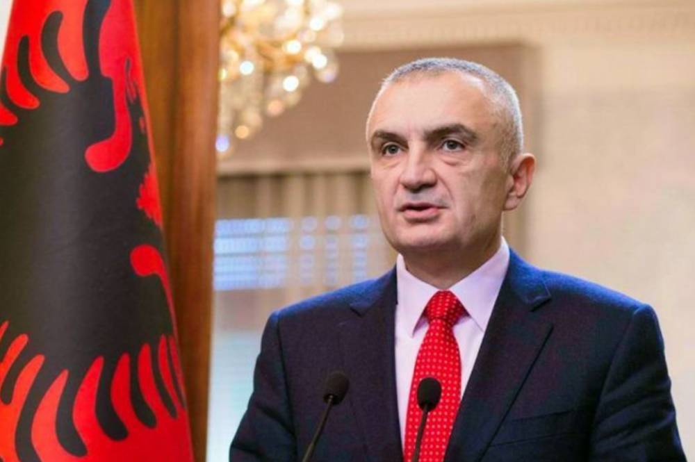 Президенту Албании объявили импичмент