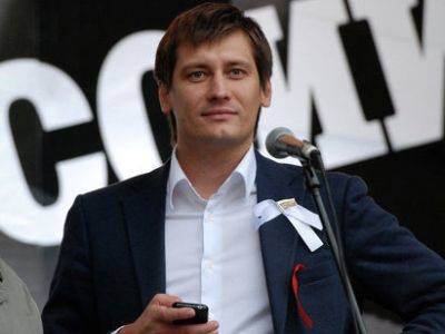 Тете Дмитрия Гудкова предъявили обвинения по делу об "имущественном ущербе"