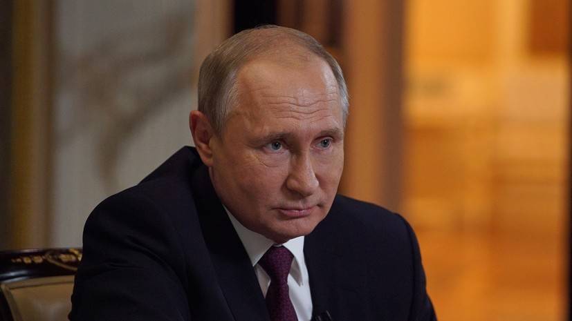 Путин назвал чепухой сообщения о готовности России продать Ирану спутниковые системы