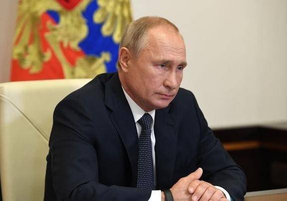 Путин заявил американскому журналисту, что у того – "словесное несварение желудка"