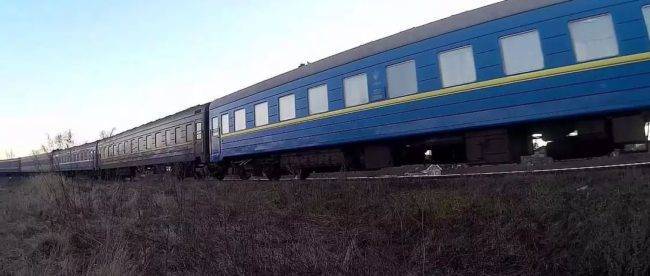 Пассажир поезда «Рахов — Киев» умер после падения с верхней полки