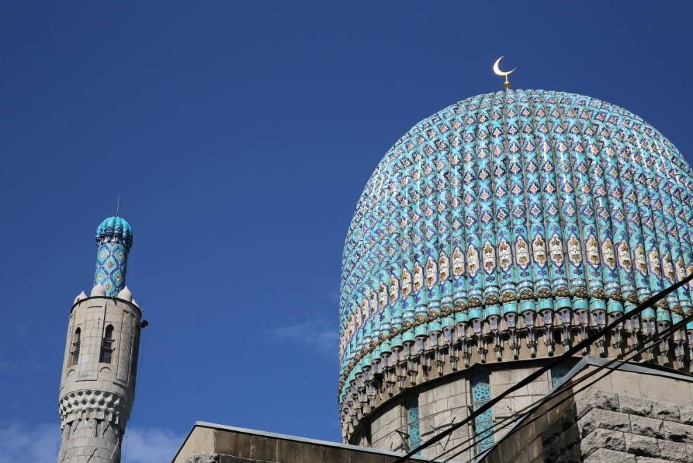 В Адмиралтейском районе открылась третья мечеть Петербурга